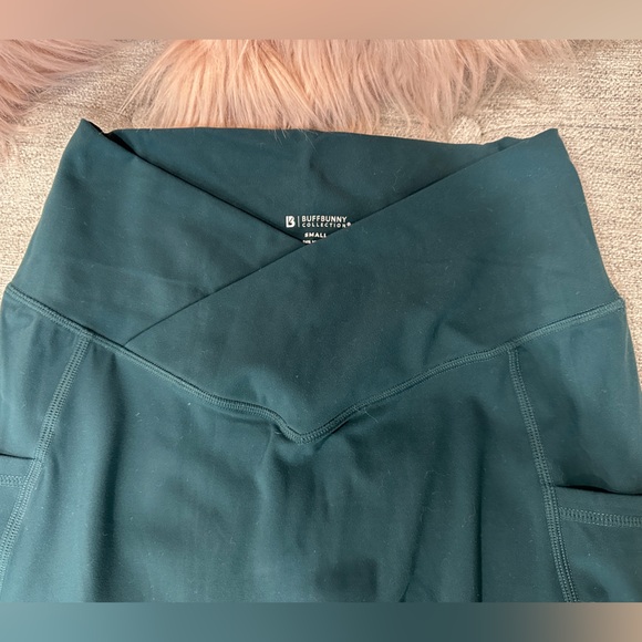 LIKE NEW 🆕 Buffbunny Monarch High Rise Legging Secret Garden - Picture 4 of 8